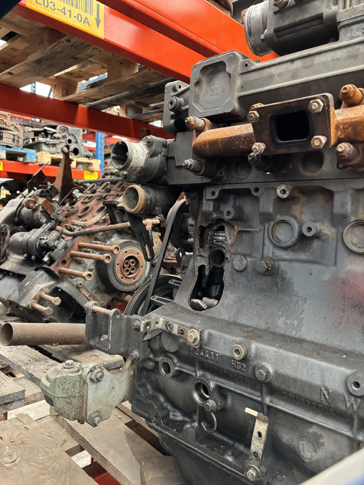 DEUTZ TCD 2012 L4 2V TCD2012L42V - Двигатель и запчасти для Сельскохозяйственной техники: фото 2 DEUTZ TCD 2012 L4 2V TCD2012L42V - Двигатель и запчасти для Сельскохозяйственной техники: фото 2