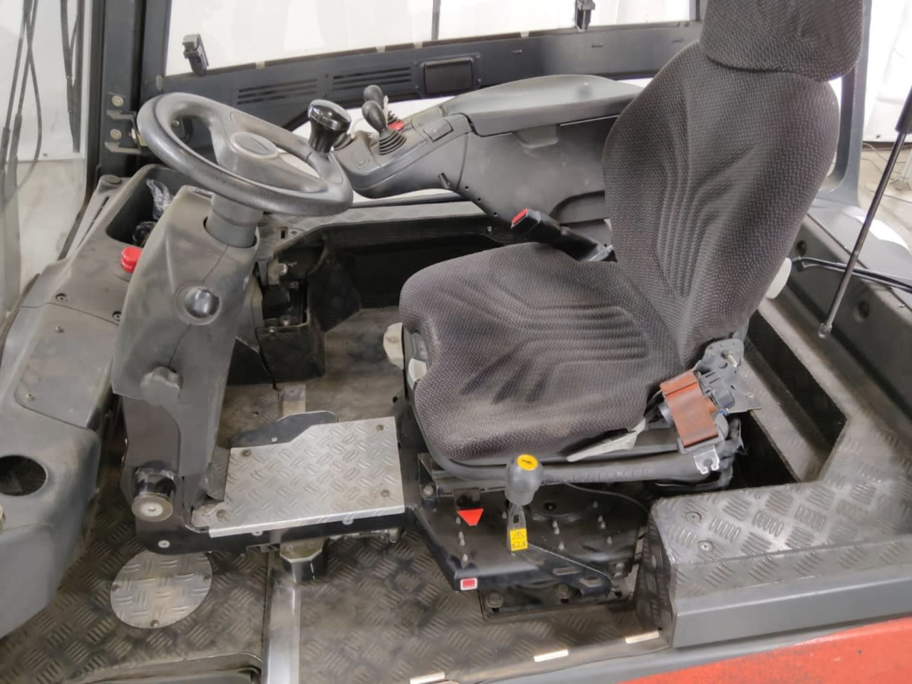 Linde E30HL-01/600 - Электропогрузчик: фото 3 Linde E30HL-01/600 - Электропогрузчик: фото 3