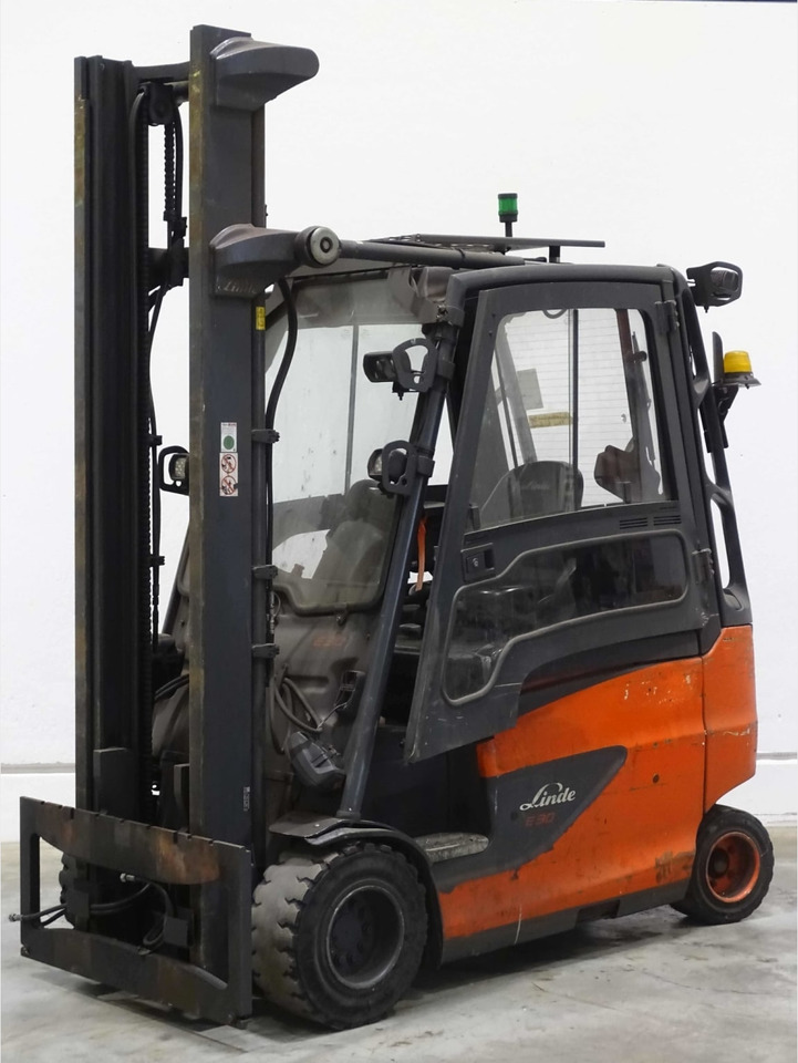 Linde E30HL-01/600 - Электропогрузчик: фото 1 Linde E30HL-01/600 - Электропогрузчик: фото 1