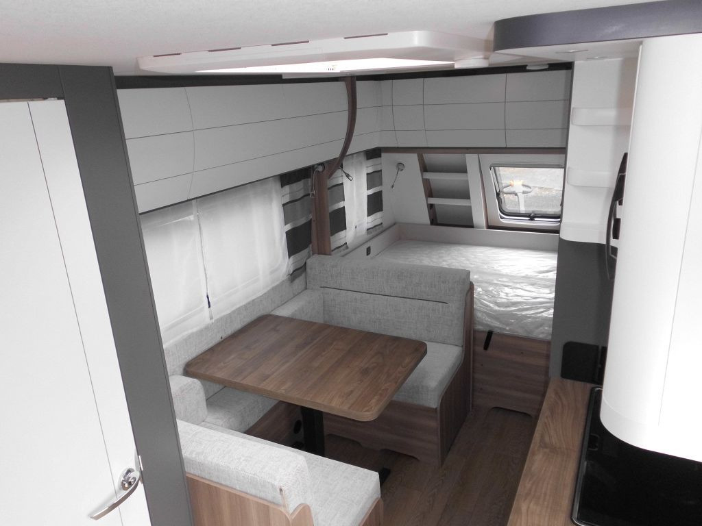 Hobby Excellent Edition 490 KMF 2025 GARAGE AUTARK 180 - Прицеп дача: фото 4 Hobby Excellent Edition 490 KMF 2025 GARAGE AUTARK 180 - Прицеп дача: фото 4