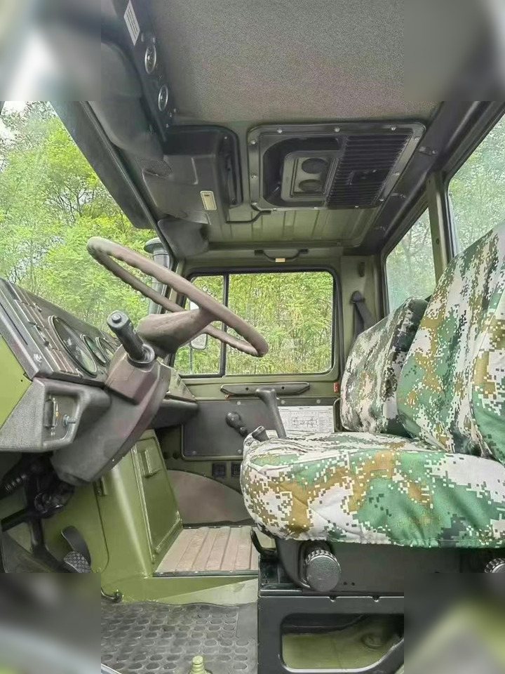 1995 MERCEDES-BENZ UNIMOG 2150 - Грузовик-шасси: фото 3 1995 MERCEDES-BENZ UNIMOG 2150 - Грузовик-шасси: фото 3