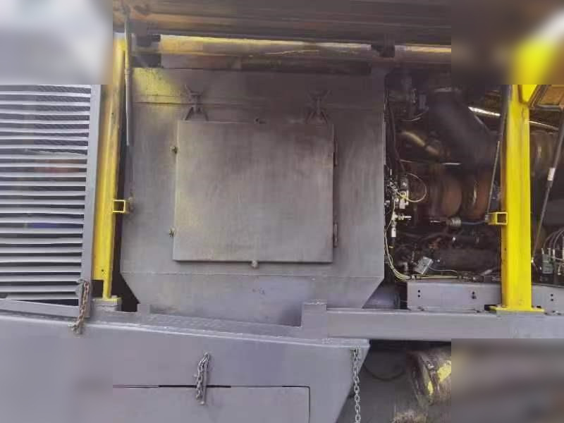 Буровая машина 2011 ATLAS COPCO ROC L8-30: фото 6 Буровая машина 2011 ATLAS COPCO ROC L8-30: фото 6