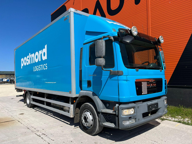 MAN TGM 15.250 4x2 BOX L=7531 mm - Грузовик с закрытым кузовом: фото 3 MAN TGM 15.250 4x2 BOX L=7531 mm - Грузовик с закрытым кузовом: фото 3