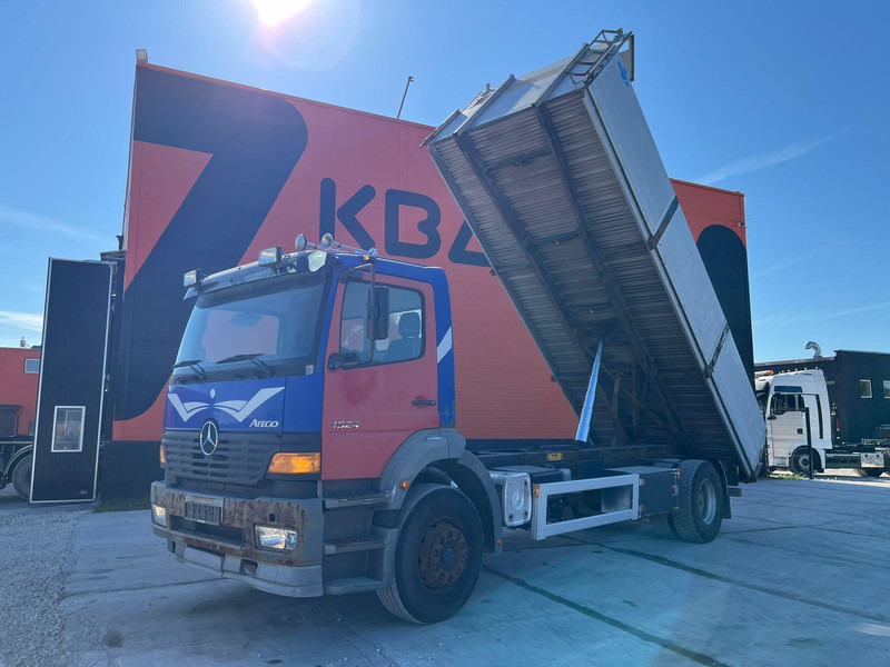 Mercedes-Benz Atego 1828 4x2 FULL STEEL / BOX L=6481 mm - Самосвал: фото 2 Mercedes-Benz Atego 1828 4x2 FULL STEEL / BOX L=6481 mm - Самосвал: фото 2