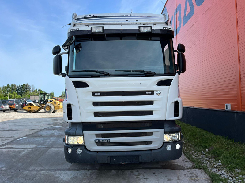 Scania R 440 6x2*4 FASSI F260XP / PLATFORM L=6760 mm - Грузовик бортовой/ Платформа, Автоманипулятор: фото 3 Scania R 440 6x2*4 FASSI F260XP / PLATFORM L=6760 mm - Грузовик бортовой/ Платформа, Автоманипулятор: фото 3