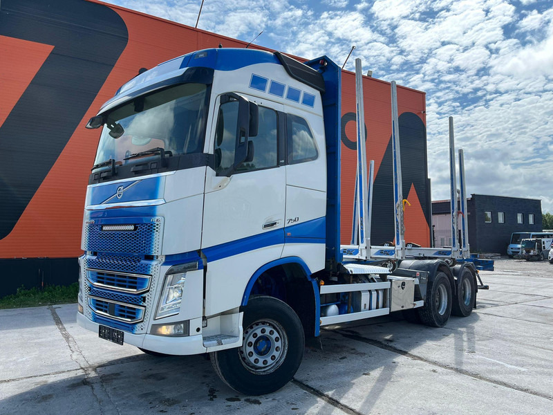 Volvo FH 16 750 6x4 HYDRAULICS - Лесовоз, Автоманипулятор: фото 1 Volvo FH 16 750 6x4 HYDRAULICS - Лесовоз, Автоманипулятор: фото 1