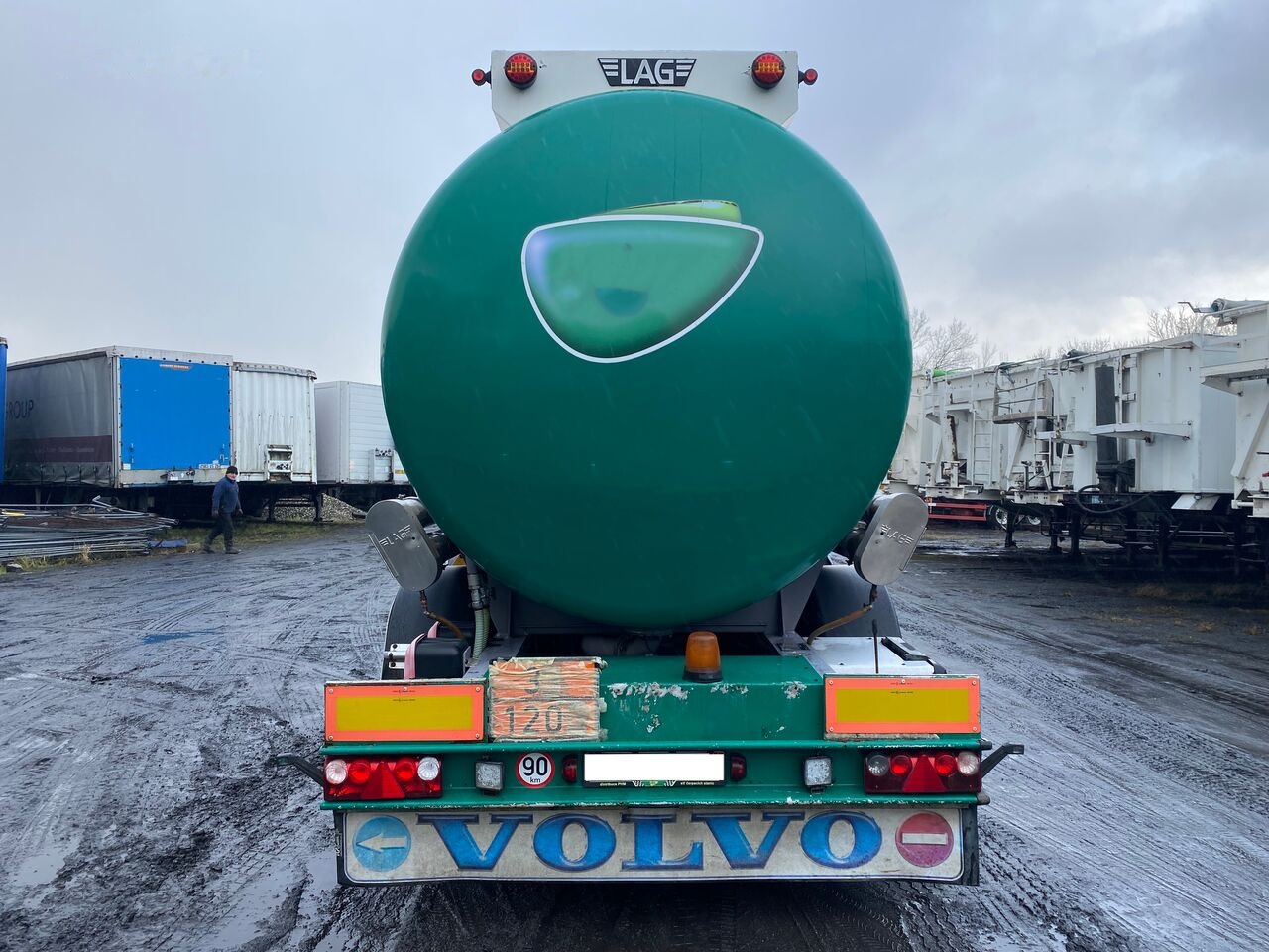 LAG - Полуприцеп-цистерна: фото 3 LAG - Полуприцеп-цистерна: фото 3