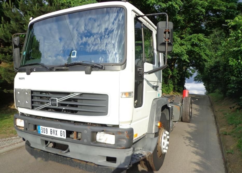 Volvo FL 19.250 - Грузовик-шасси: фото 1 Volvo FL 19.250 - Грузовик-шасси: фото 1