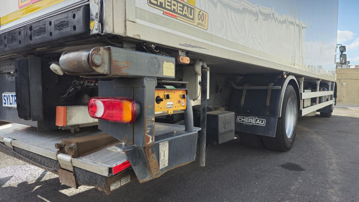 Renault Premium 270 DXI - Рефрижератор: фото 3 Renault Premium 270 DXI - Рефрижератор: фото 3