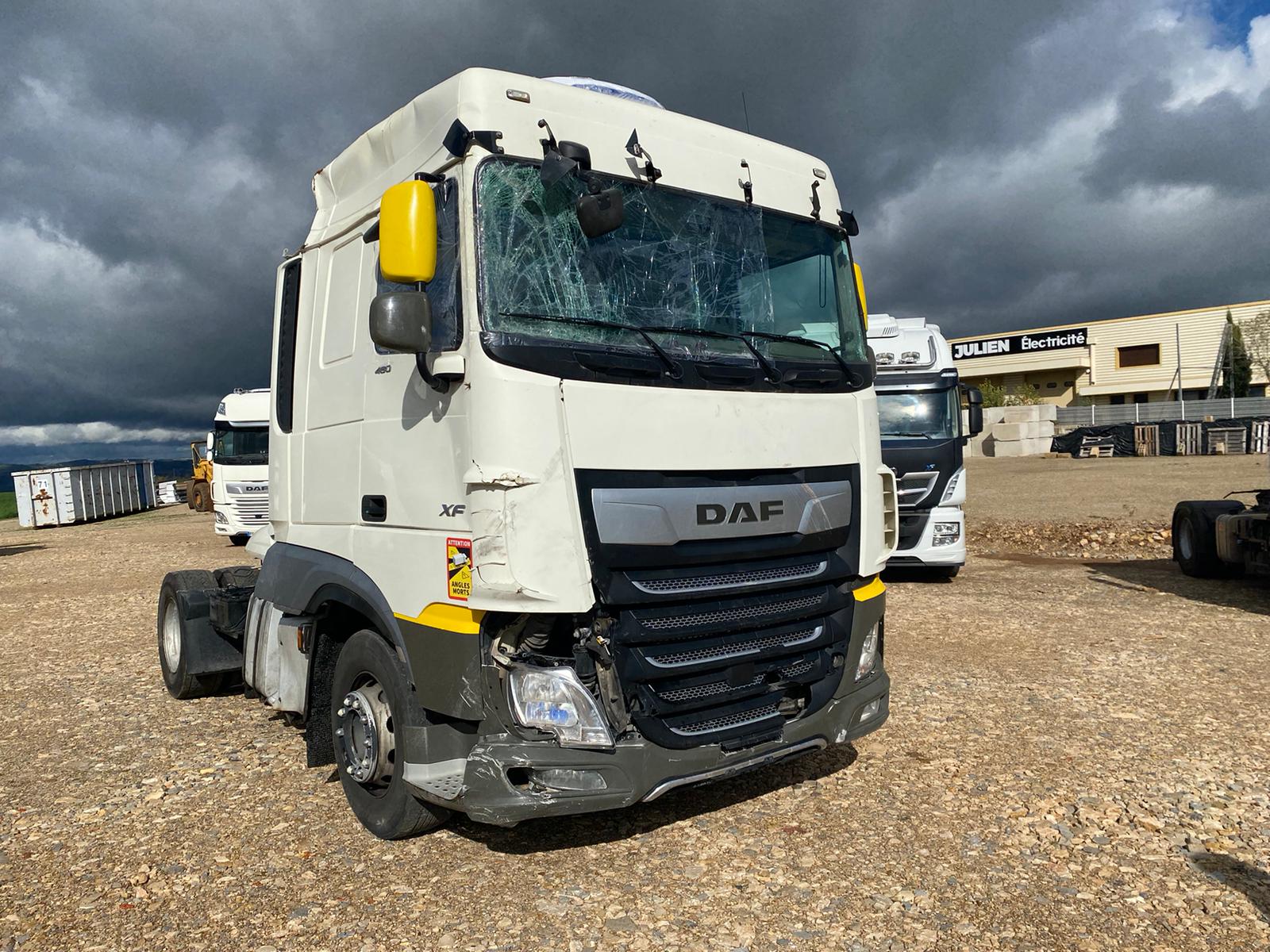 DAF XF480 - Тягач: фото 2 DAF XF480 - Тягач: фото 2