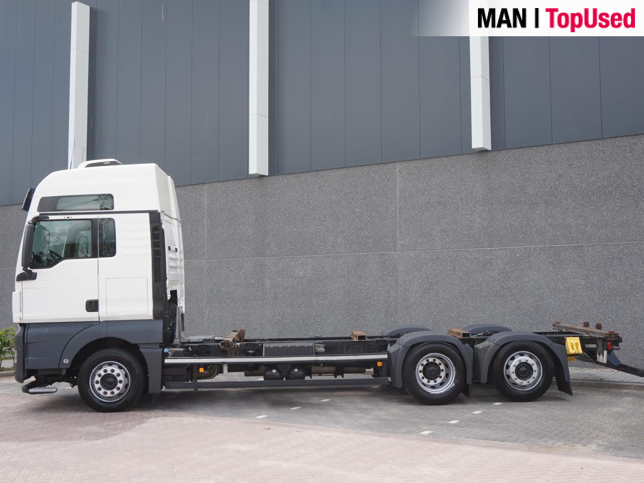 Грузовик-контейнеровоз/ Сменный кузов MAN TGX 26.510 6X2-4 LL / BDF / Lift-Axle / Euro 6: фото 13 Грузовик-контейнеровоз/ Сменный кузов MAN TGX 26.510 6X2-4 LL / BDF / Lift-Axle / Euro 6: фото 13