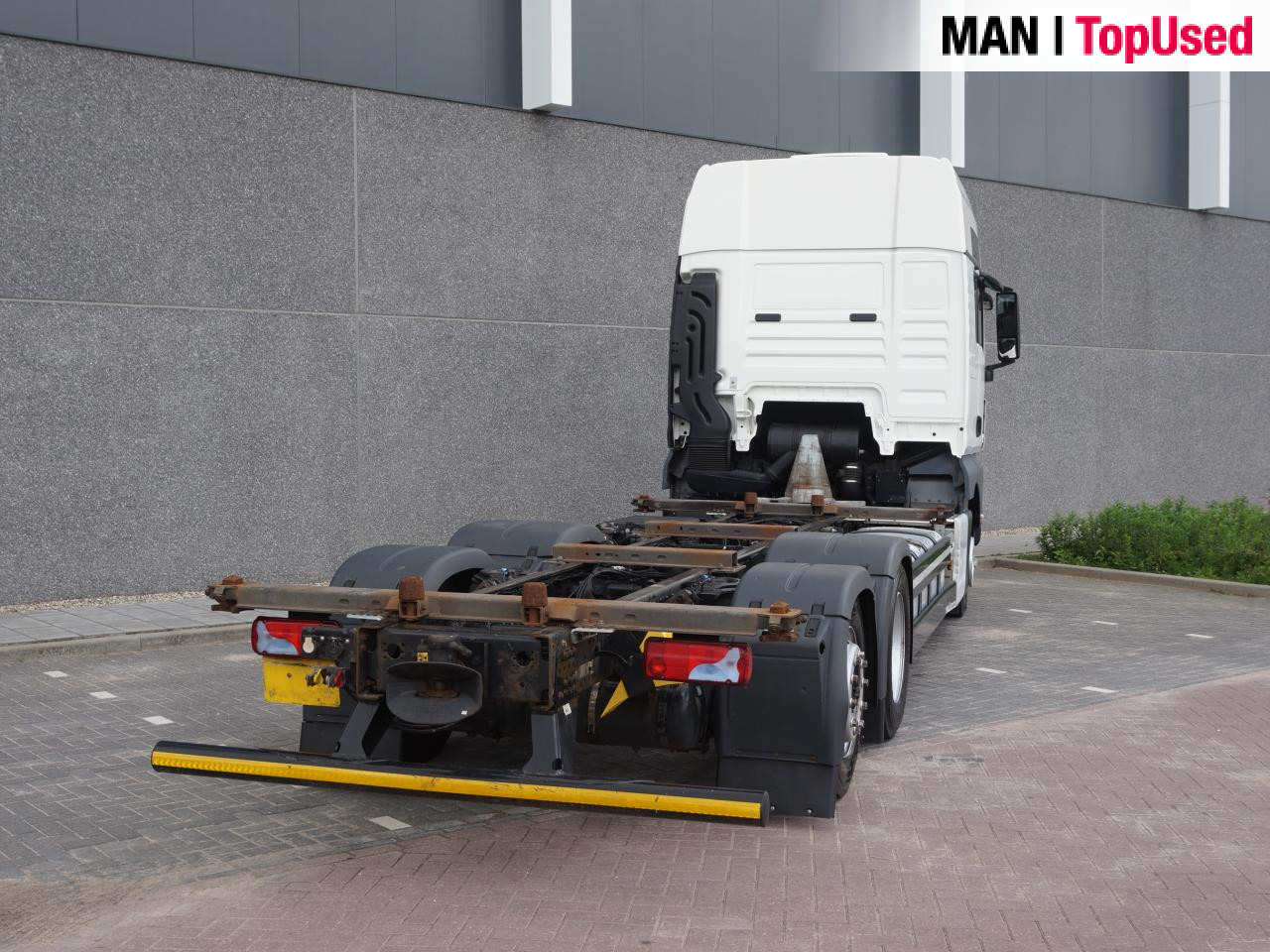 Грузовик-контейнеровоз/ Сменный кузов MAN TGX 26.510 6X2-4 LL / BDF / Lift-Axle / Euro 6: фото 12 Грузовик-контейнеровоз/ Сменный кузов MAN TGX 26.510 6X2-4 LL / BDF / Lift-Axle / Euro 6: фото 12