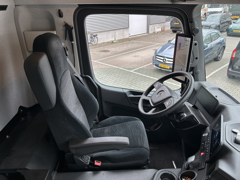 Mercedes-Benz Actros 2124 / Carrier Koeler -30 gr / Cheraeu / Laadklep / APK 11-26 - Рефрижератор: фото 3 Mercedes-Benz Actros 2124 / Carrier Koeler -30 gr / Cheraeu / Laadklep / APK 11-26 - Рефрижератор: фото 3