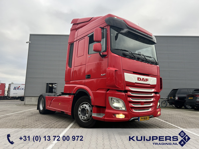 DAF XF 450 FT Space Cab / 988 dkm / Tacho V2 / Stand Airco / APK TUV 07-26 - Тягач: фото 1 DAF XF 450 FT Space Cab / 988 dkm / Tacho V2 / Stand Airco / APK TUV 07-26 - Тягач: фото 1