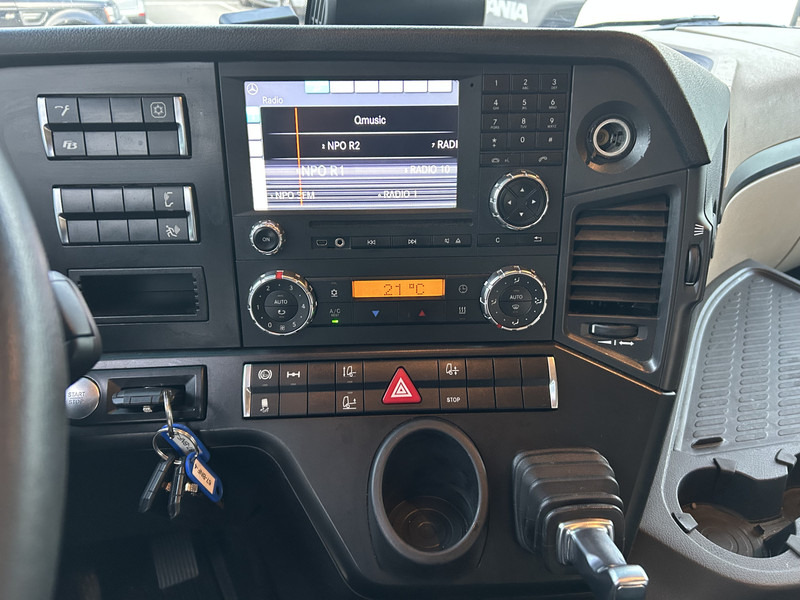 Mercedes-Benz Actros 1842 Bigspace / 770 dkm / Mega / New Tacho / Stand Klima / 2 Tanks - Тягач: фото 5 Mercedes-Benz Actros 1842 Bigspace / 770 dkm / Mega / New Tacho / Stand Klima / 2 Tanks - Тягач: фото 5