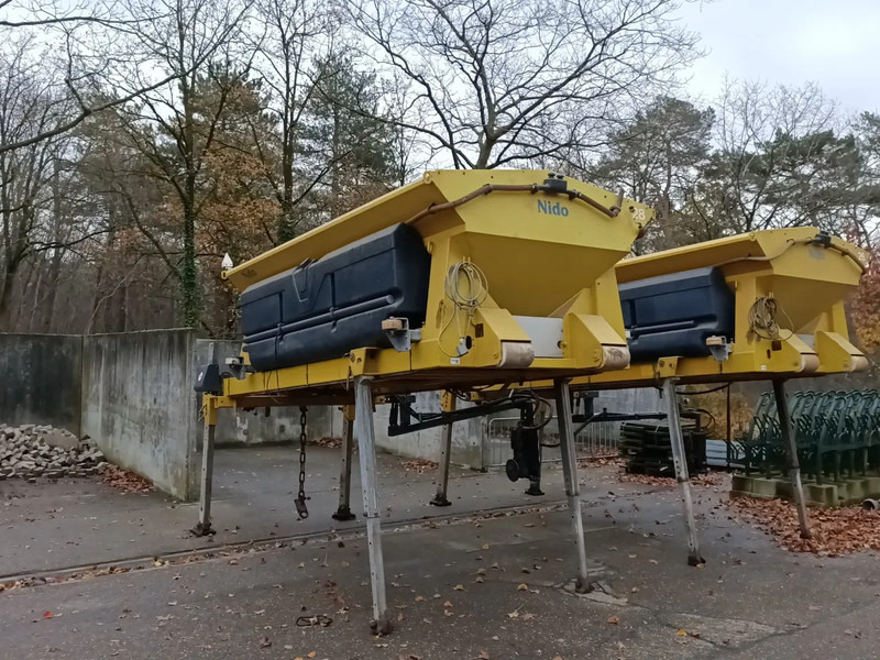 NIDO - Schmidt Stratos B40-36 PALN - Разбрасыватель песка/ Соли: фото 3 NIDO - Schmidt Stratos B40-36 PALN - Разбрасыватель песка/ Соли: фото 3