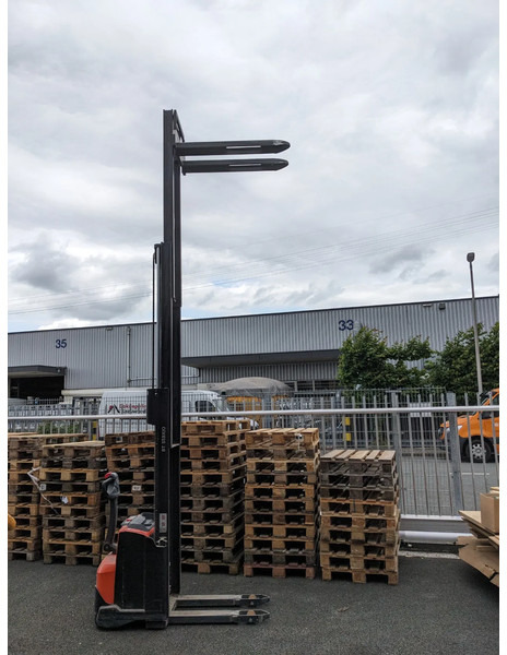 Штабелер Toyota SWE120: фото 1