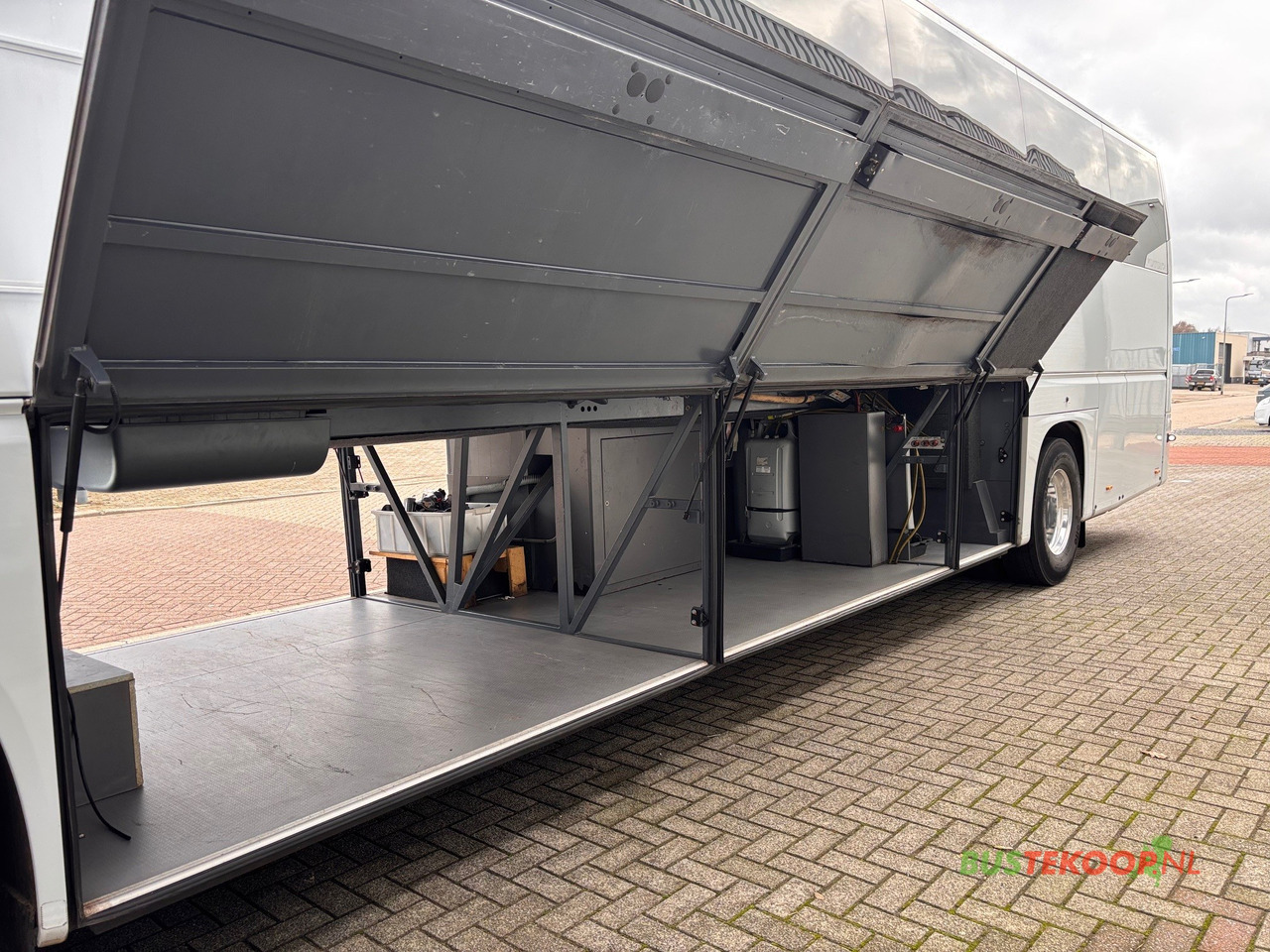 VDL Futura FHD2-129/440 Rolstoelbus - Туристический автобус: фото 2 VDL Futura FHD2-129/440 Rolstoelbus - Туристический автобус: фото 2