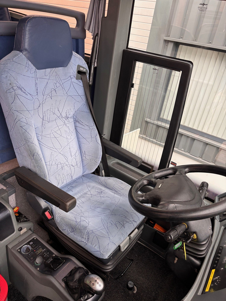 Туристический автобус Vanhool T915 Acron Euro 5: фото 16 Туристический автобус Vanhool T915 Acron Euro 5: фото 16