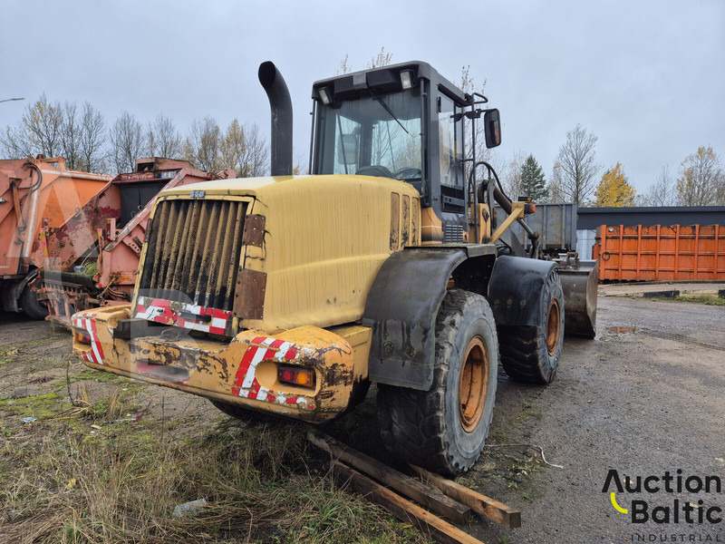 Case 621 D - Колёсный погрузчик: фото 4 Case 621 D - Колёсный погрузчик: фото 4