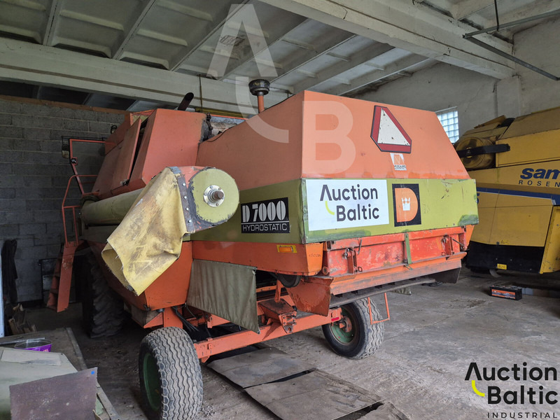 Dronningborg D1900 - Зерноуборочный комбайн: фото 3 Dronningborg D1900 - Зерноуборочный комбайн: фото 3