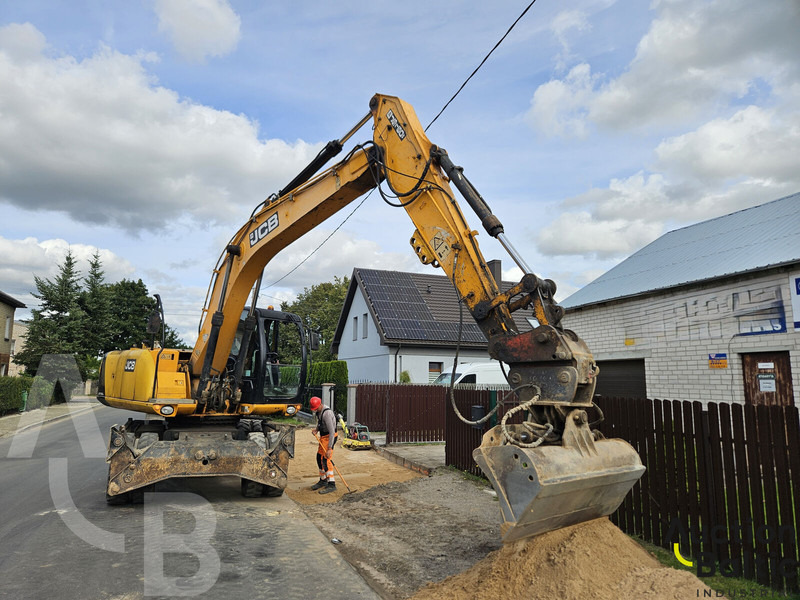JCB JS 160 W - Колёсный экскаватор: фото 3 JCB JS 160 W - Колёсный экскаватор: фото 3