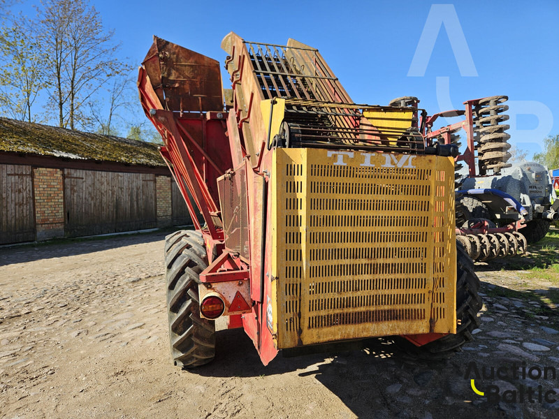 TIM MII SA T-85 - Зерноуборочный комбайн: фото 4 TIM MII SA T-85 - Зерноуборочный комбайн: фото 4