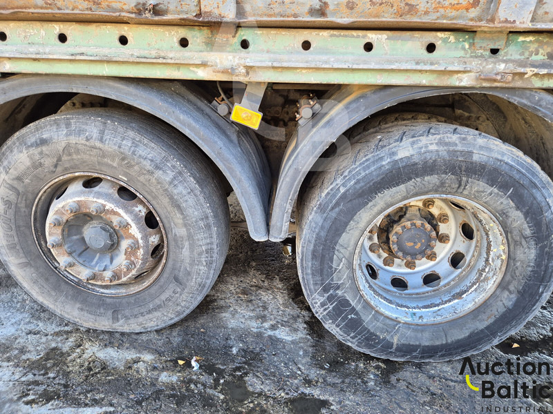 Самосвал Volvo FM-300: фото 19