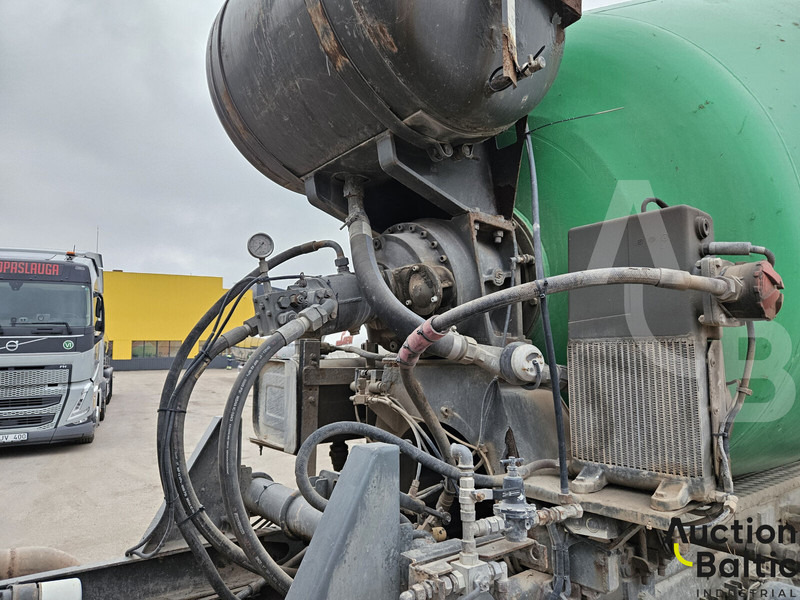 Volvo FM12 - Автобетоносмеситель: фото 5 Volvo FM12 - Автобетоносмеситель: фото 5