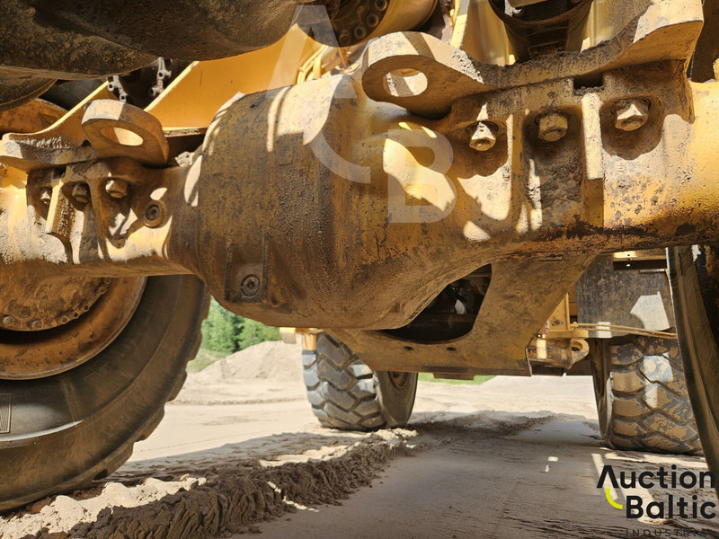 Колёсный погрузчик Volvo L 180 G: фото 18