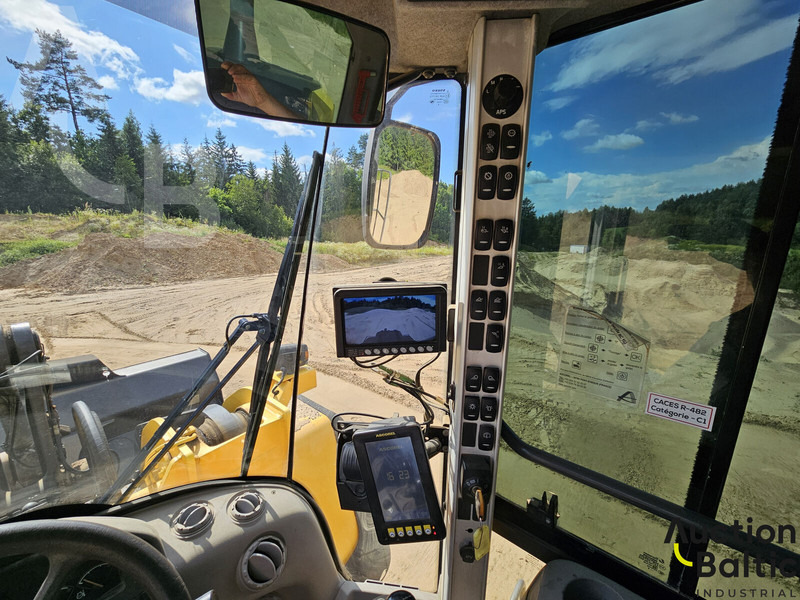 Колёсный погрузчик Volvo L 180 G: фото 11