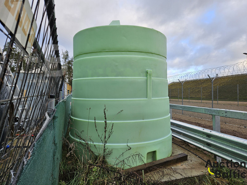 WATER tank - Грузовик-цистерна: фото 4 WATER tank - Грузовик-цистерна: фото 4