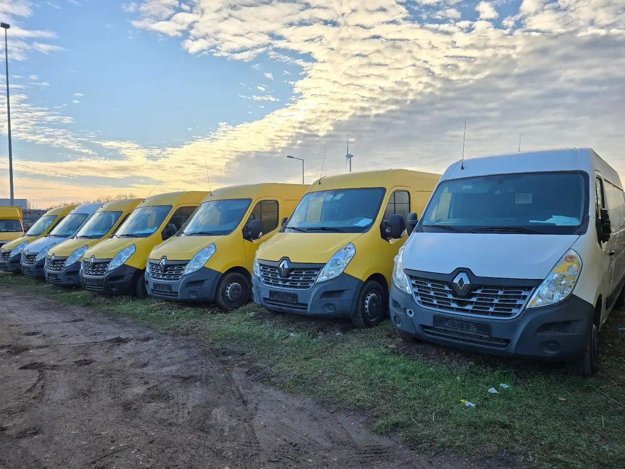 Renault Master III Kasten L3H2 HKa 3,5t - Легковой автомобиль: фото 1 Renault Master III Kasten L3H2 HKa 3,5t - Легковой автомобиль: фото 1