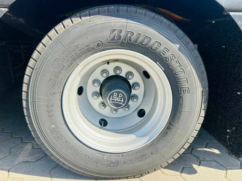 Новый Полуприцеп бортовой/ Платформа Kässbohrer Mega Tele HD Plattform Auflieger mit Radmulden Kässbohrer Mega Tele HD Plattform Auflieger mit Radmulden: фото 15 Новый Полуприцеп бортовой/ Платформа Kässbohrer Mega Tele HD Plattform Auflieger mit Radmulden Kässbohrer Mega Tele HD Plattform Auflieger mit Radmulden: фото 15