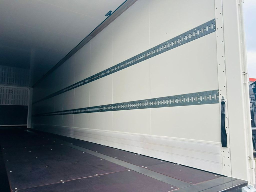 Krone Dry Liner 2-Achs Kofferauflieger Sofort Verfügba - Полуприцеп-фургон: фото 5 Krone Dry Liner 2-Achs Kofferauflieger Sofort Verfügba - Полуприцеп-фургон: фото 5