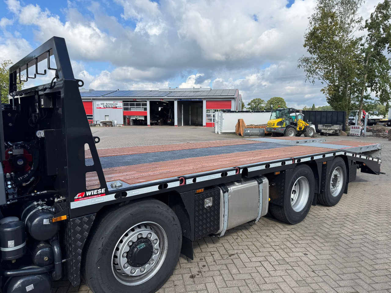 MAN TGS 35.520 Hydro Baumaschinentransporter - Эвакуатор: фото 2 MAN TGS 35.520 Hydro Baumaschinentransporter - Эвакуатор: фото 2