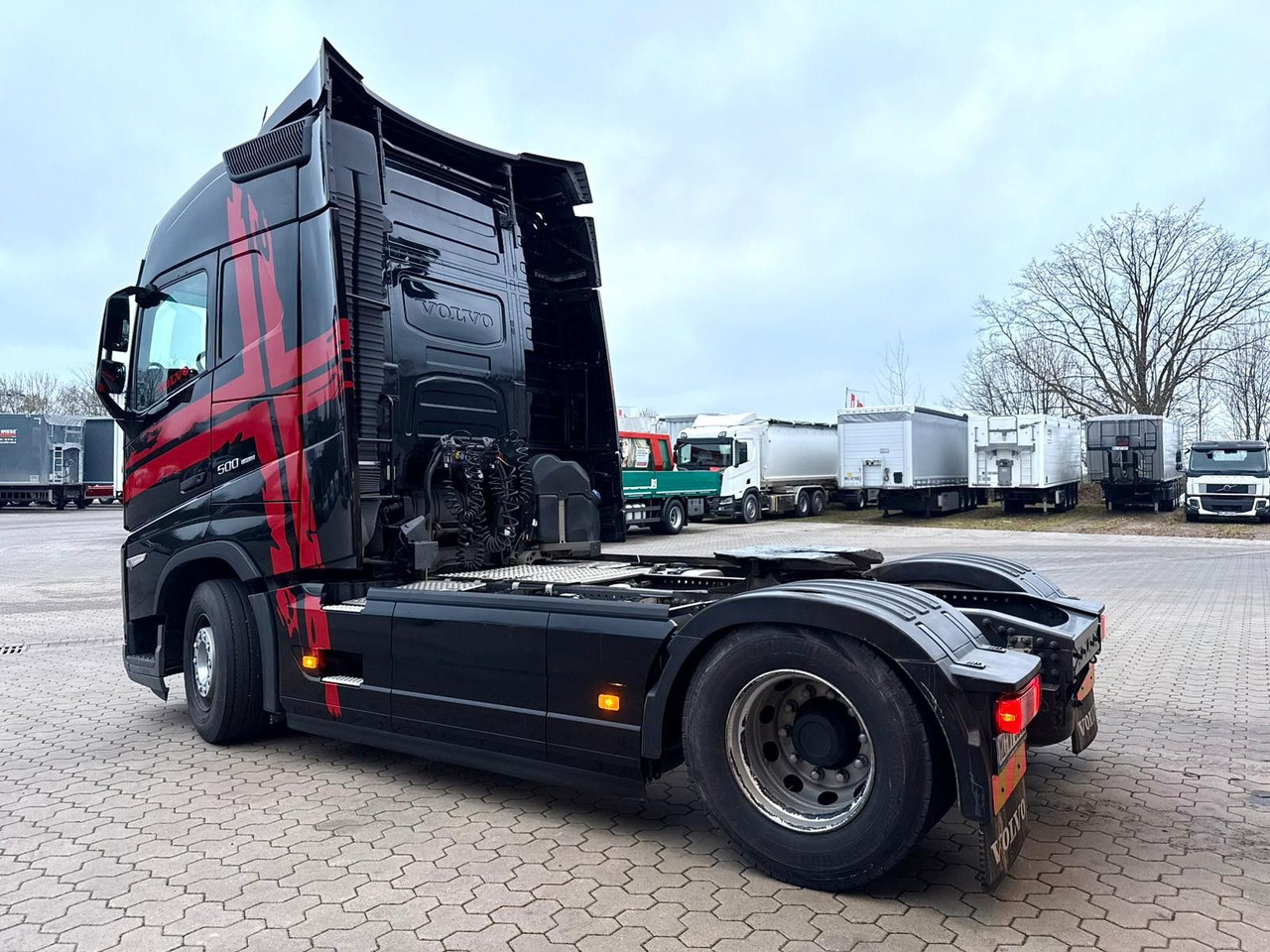 Volvo FH 500 XL Top gepflegt Euro 6 wenig km - Тягач: фото 3 Volvo FH 500 XL Top gepflegt Euro 6 wenig km - Тягач: фото 3