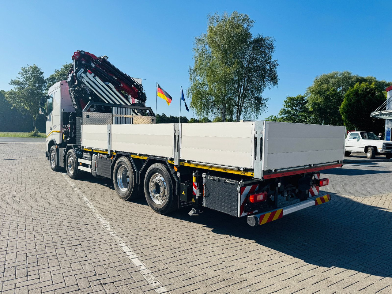 Volvo FH 500 8x2 mit F710RA.2.27 L426 und V20 Winde - Грузовик бортовой/ Платформа, Автоманипулятор: фото 5 Volvo FH 500 8x2 mit F710RA.2.27 L426 und V20 Winde - Грузовик бортовой/ Платформа, Автоманипулятор: фото 5