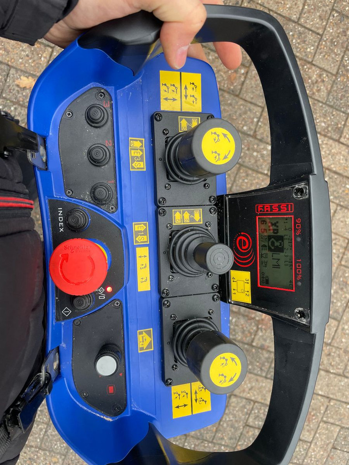 Автоманипулятор Volvo FH500 6x4 Fassi F545RA 2.27 mit Jib und Winde: фото 10 Автоманипулятор Volvo FH500 6x4 Fassi F545RA 2.27 mit Jib und Winde: фото 10