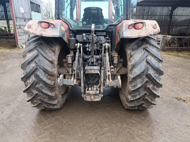 MASSEY FERGUSON 5711M - Трактор: фото 3 MASSEY FERGUSON 5711M - Трактор: фото 3