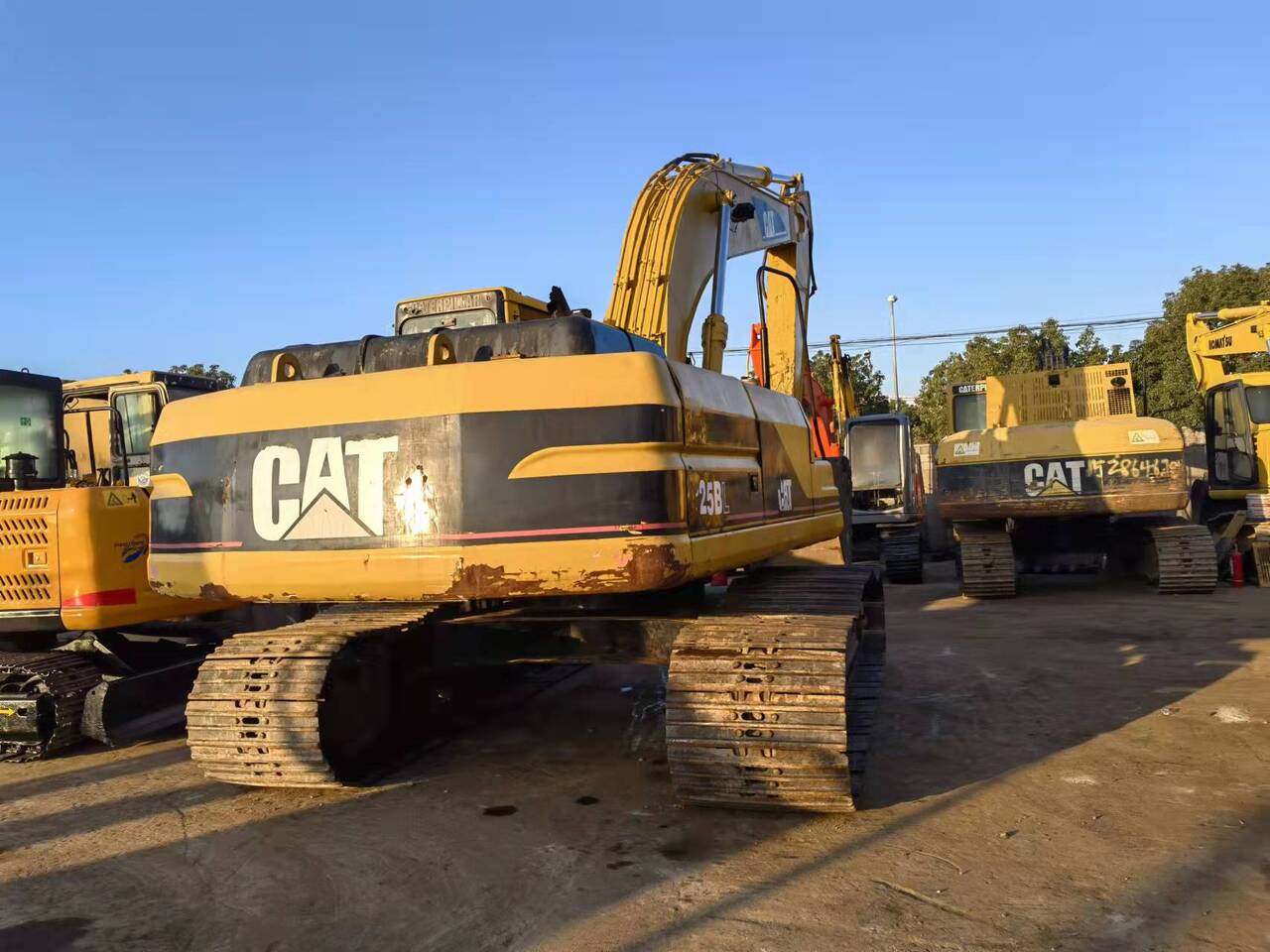CATERPILLAR 325BL Imported machine - Гусеничный экскаватор: фото 3 CATERPILLAR 325BL Imported machine - Гусеничный экскаватор: фото 3