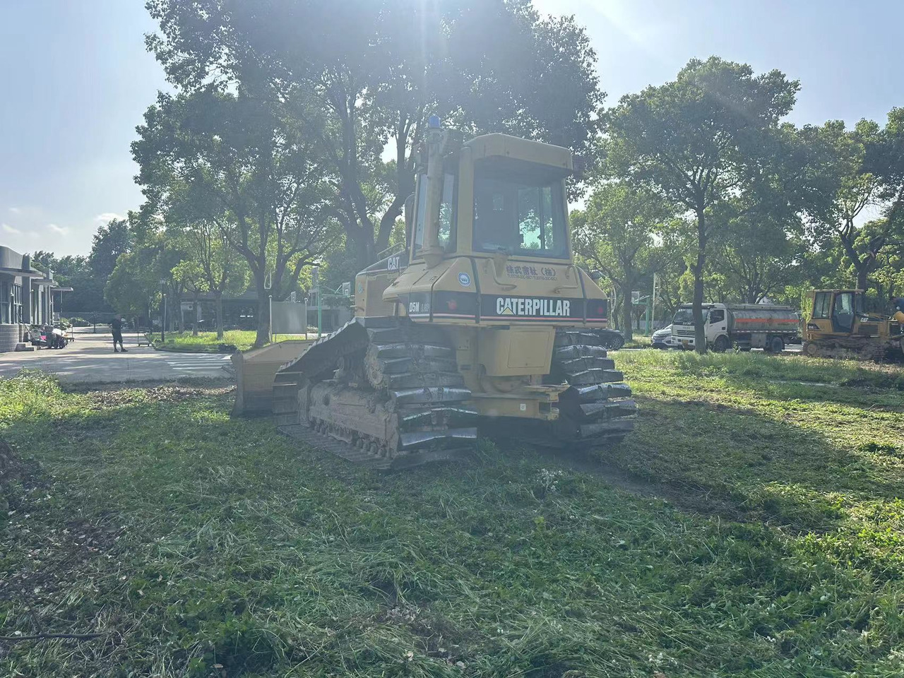 CATERPILLAR D5N - Бульдозер: фото 5 CATERPILLAR D5N - Бульдозер: фото 5