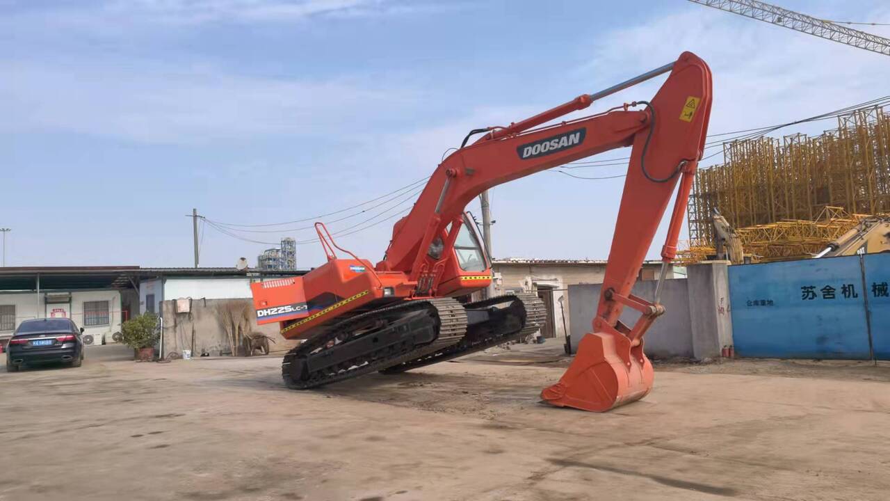 DOOSAN DH225LC-7 - Гусеничный экскаватор: фото 5 DOOSAN DH225LC-7 - Гусеничный экскаватор: фото 5