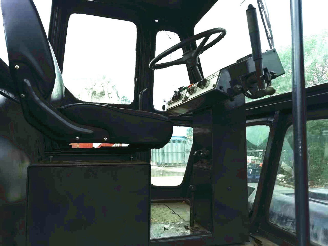 DYNAPAC CC421 - Каток: фото 4 DYNAPAC CC421 - Каток: фото 4