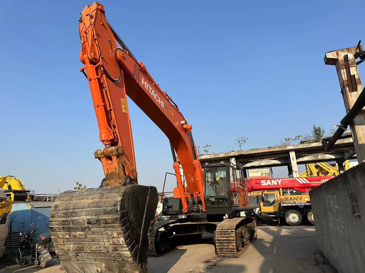 HITACHI ZX470LC-5G - Гусеничный экскаватор: фото 4 HITACHI ZX470LC-5G - Гусеничный экскаватор: фото 4