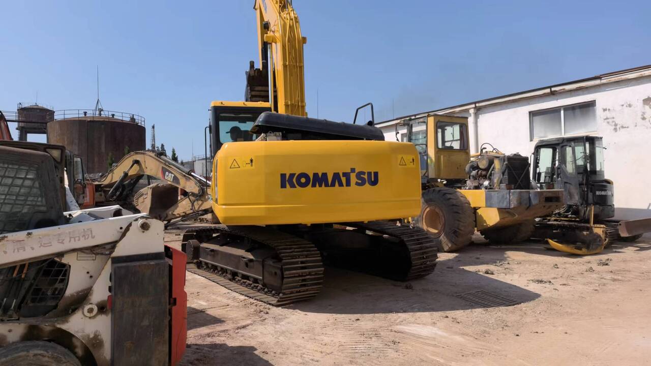 KOMATSU PC200-7 - Гусеничный экскаватор: фото 4 KOMATSU PC200-7 - Гусеничный экскаватор: фото 4