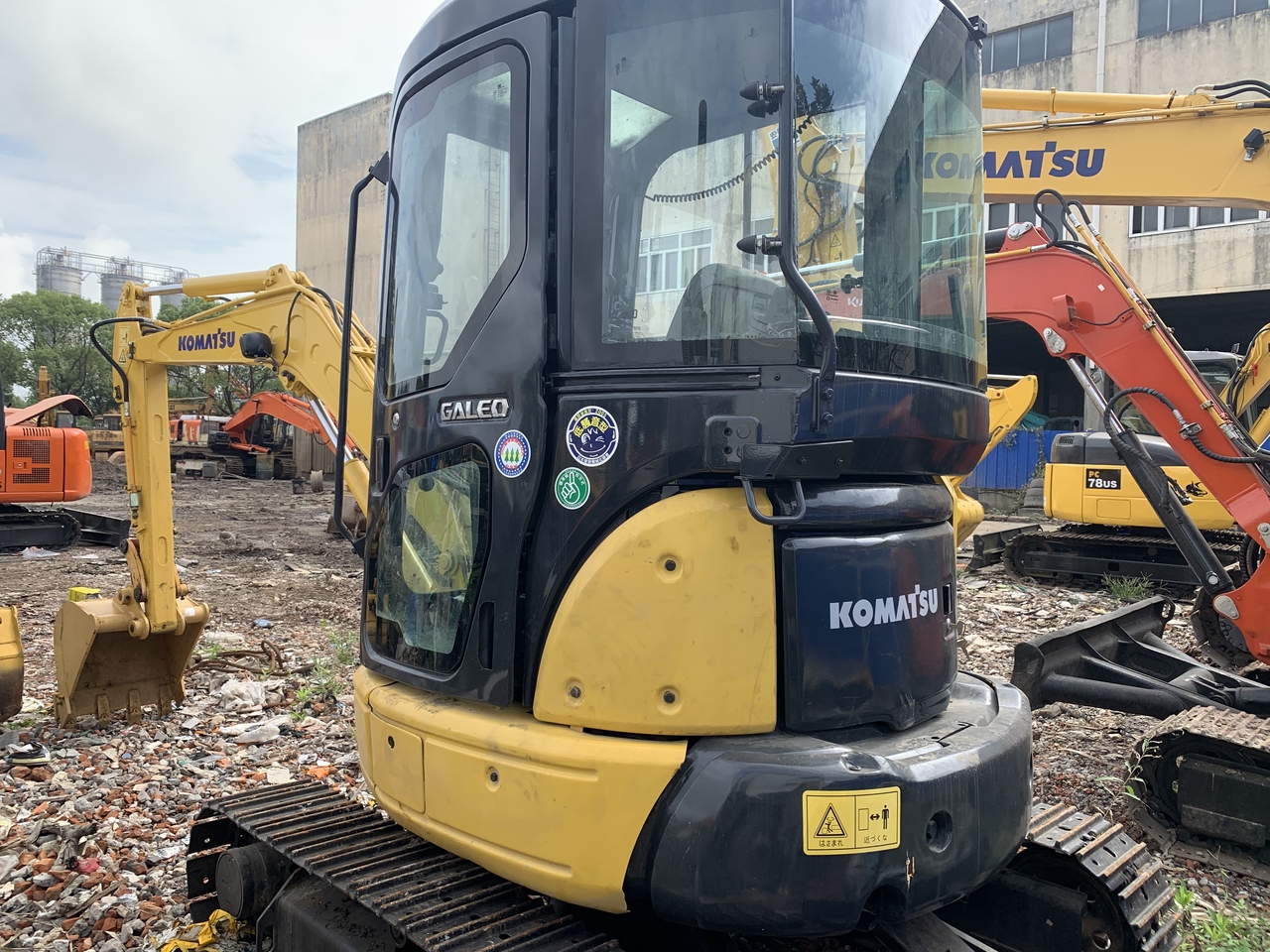 KOMATSU PC35MR - Мини-экскаватор: фото 2 KOMATSU PC35MR - Мини-экскаватор: фото 2