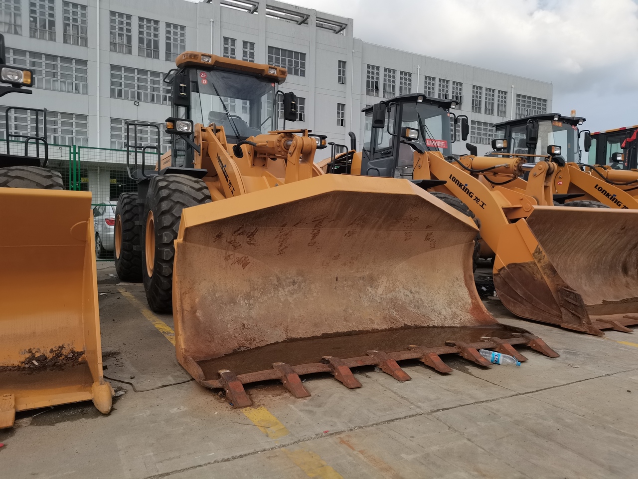 LONKING LG855D - Колёсный погрузчик: фото 2 LONKING LG855D - Колёсный погрузчик: фото 2