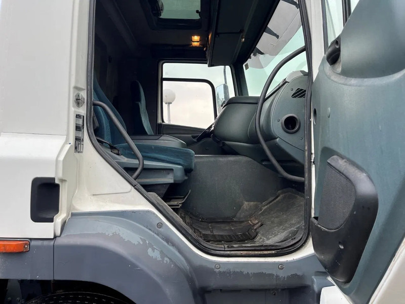 DAF CF 85.430 EURO 3 8X2 CHASSIS - Грузовик-шасси: фото 5 DAF CF 85.430 EURO 3 8X2 CHASSIS - Грузовик-шасси: фото 5