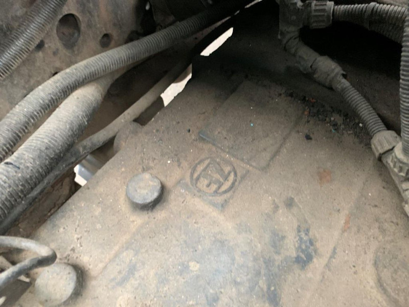 Самосвал MAN 33.372 6X4 KIPPER MANUAL ZF GEARBOX: фото 9 Самосвал MAN 33.372 6X4 KIPPER MANUAL ZF GEARBOX: фото 9